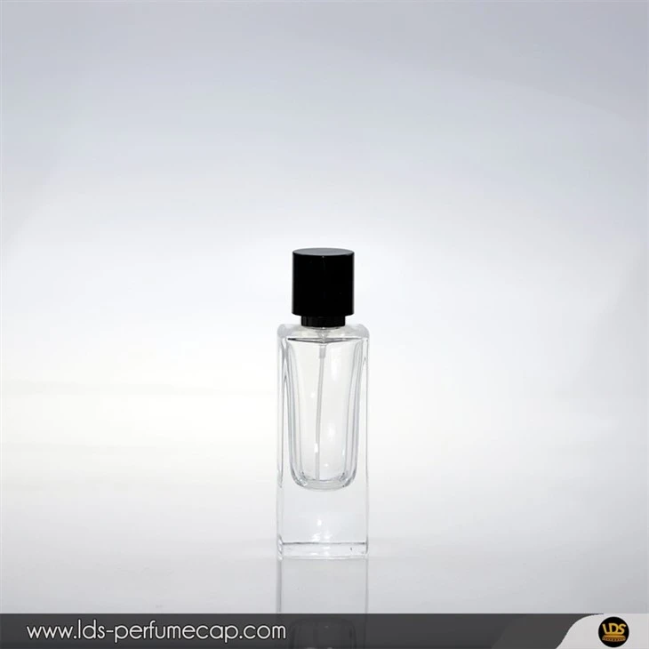زجاجة عطر مستطيلة سعة 50 مل