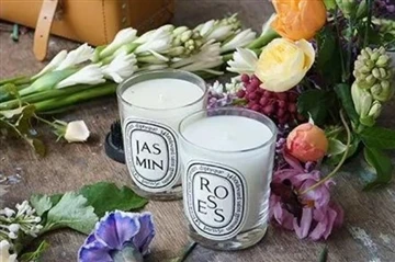 كيف أصبح عطر المنزل رائجًا جدًا؟